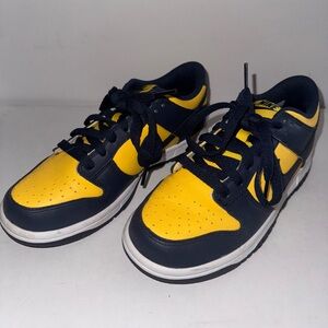 Nike Dunks Yellow and Navy